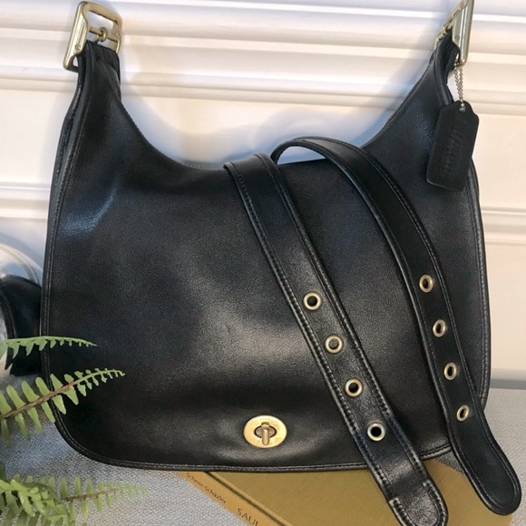 Coach Vintage Black #9718 Original Crescent Leather Bag - Picture 1 of 9